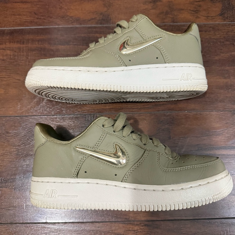 Nike Air Force 1
